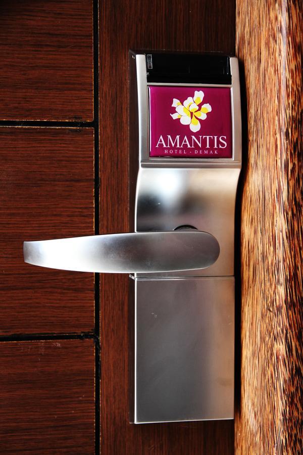 Amantis Hotel Demak Luaran gambar