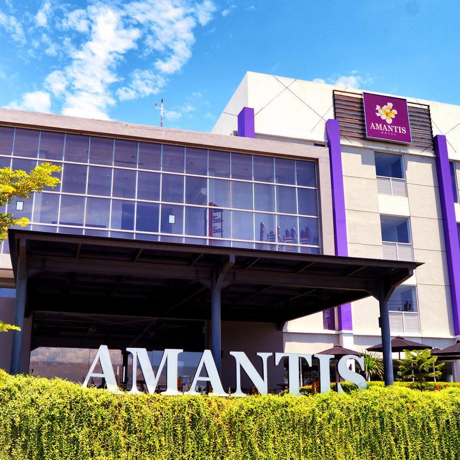 Amantis Hotel Demak Luaran gambar